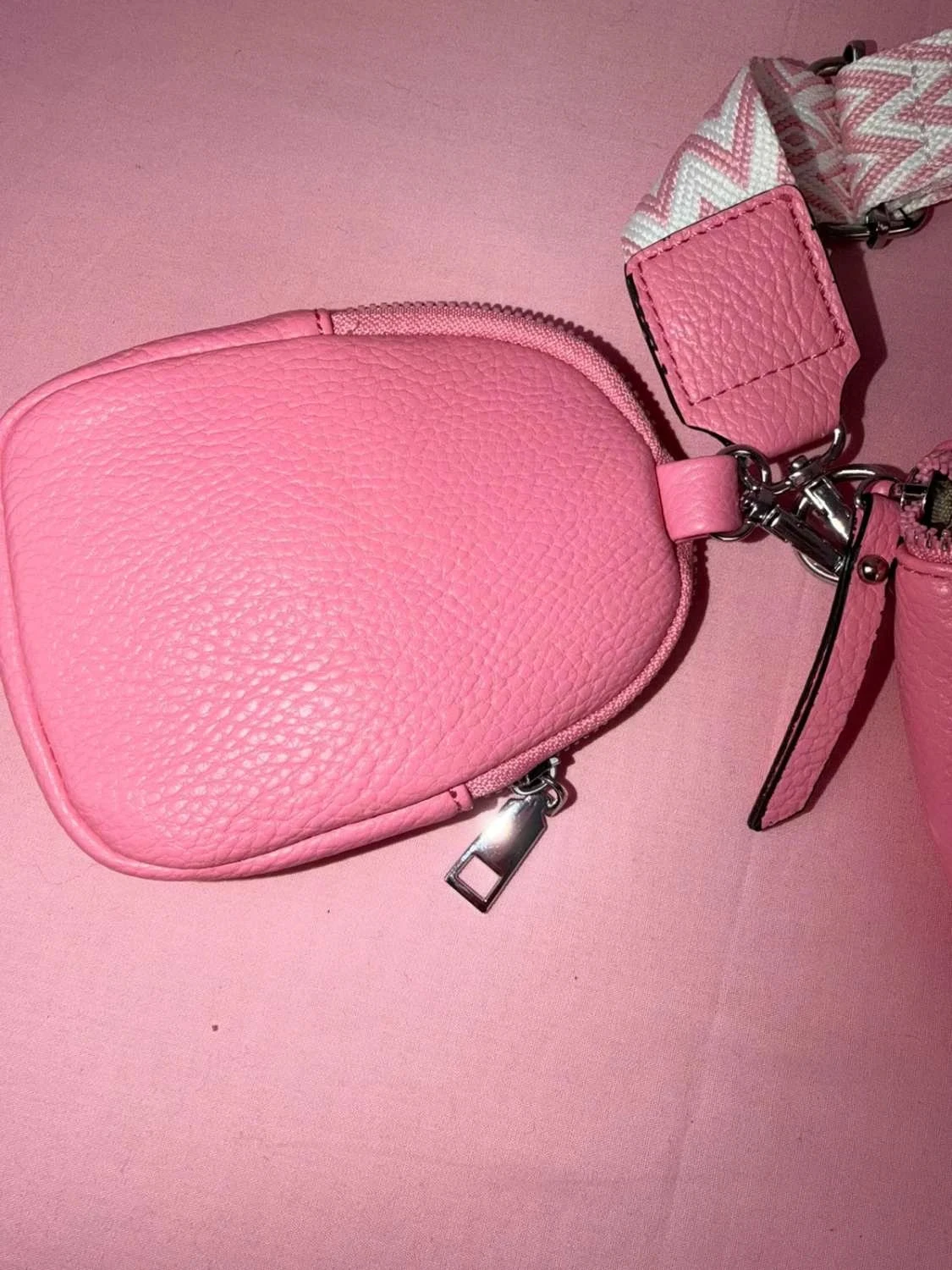 Sac banane rose peu mis très bonne état pas de soucis – photo 5
